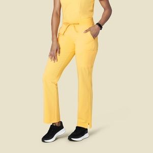 9 Pocket Cargo Scrub Pants in Lemonade